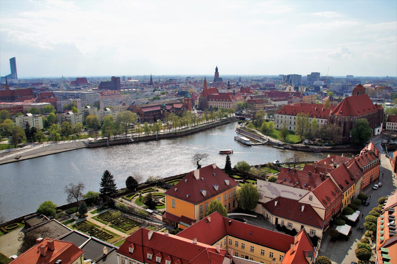 Panorama Wrocławia nad Odrą – doradztwo dotacyjne Cashflow